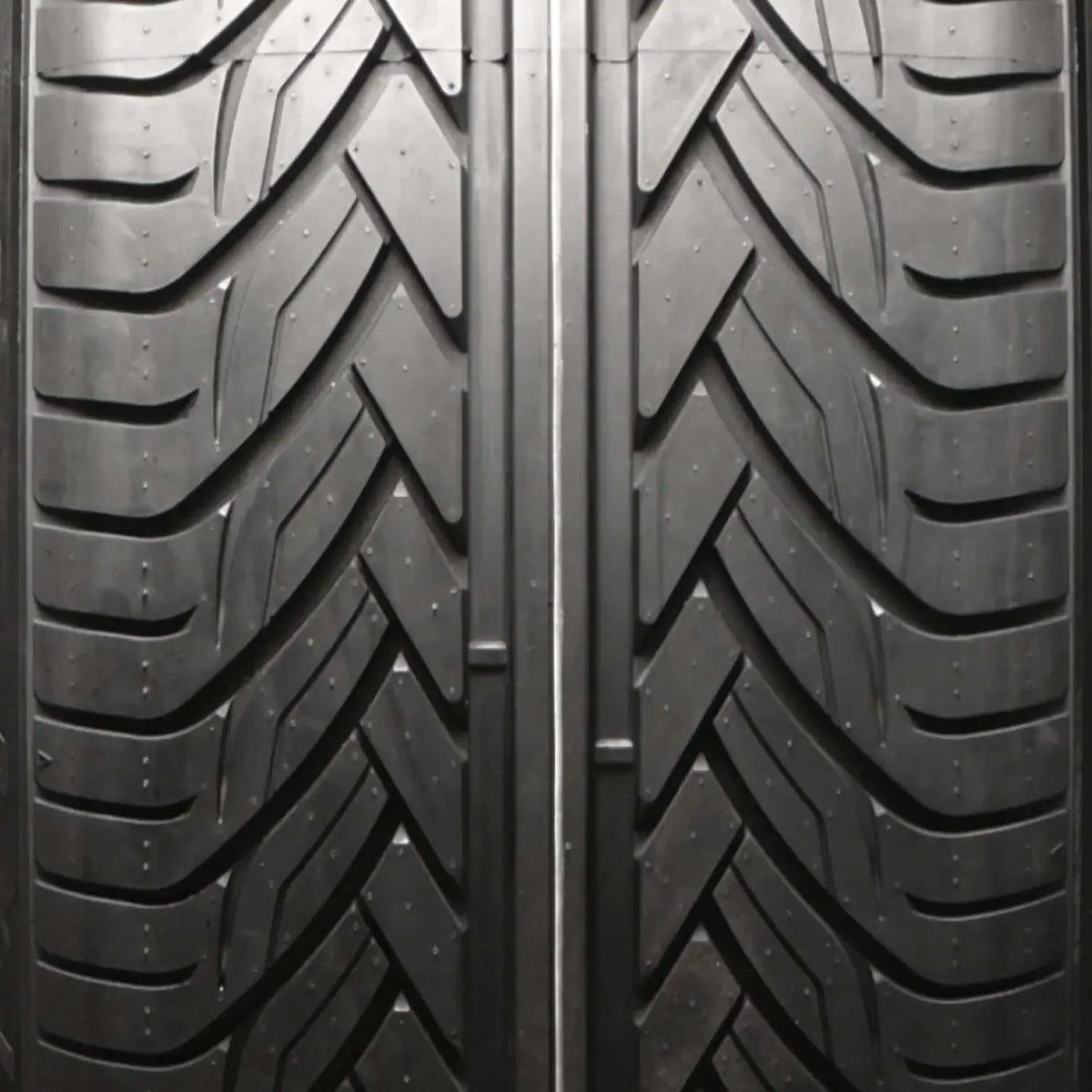 All Season 275/45R20 110V XL Passenger Tire B7228