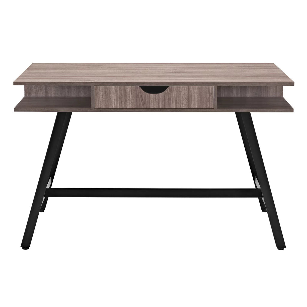 Office Desk in Birch K95826