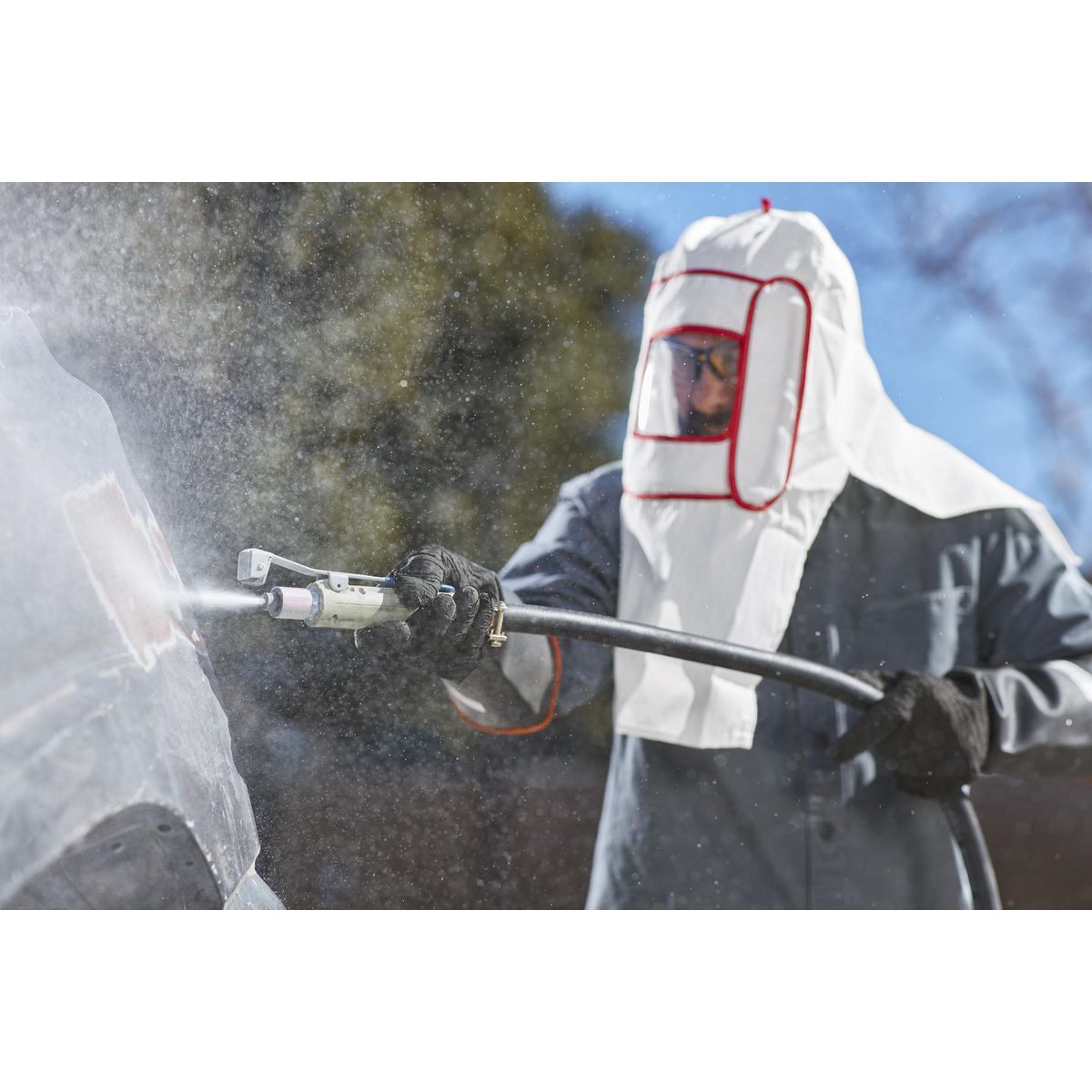 110 lb. Pressurized Abrasive Blaster N319