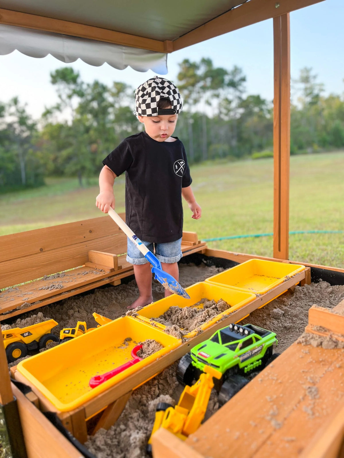 47'' Wooden Sandbox with Lid and Bench K6043