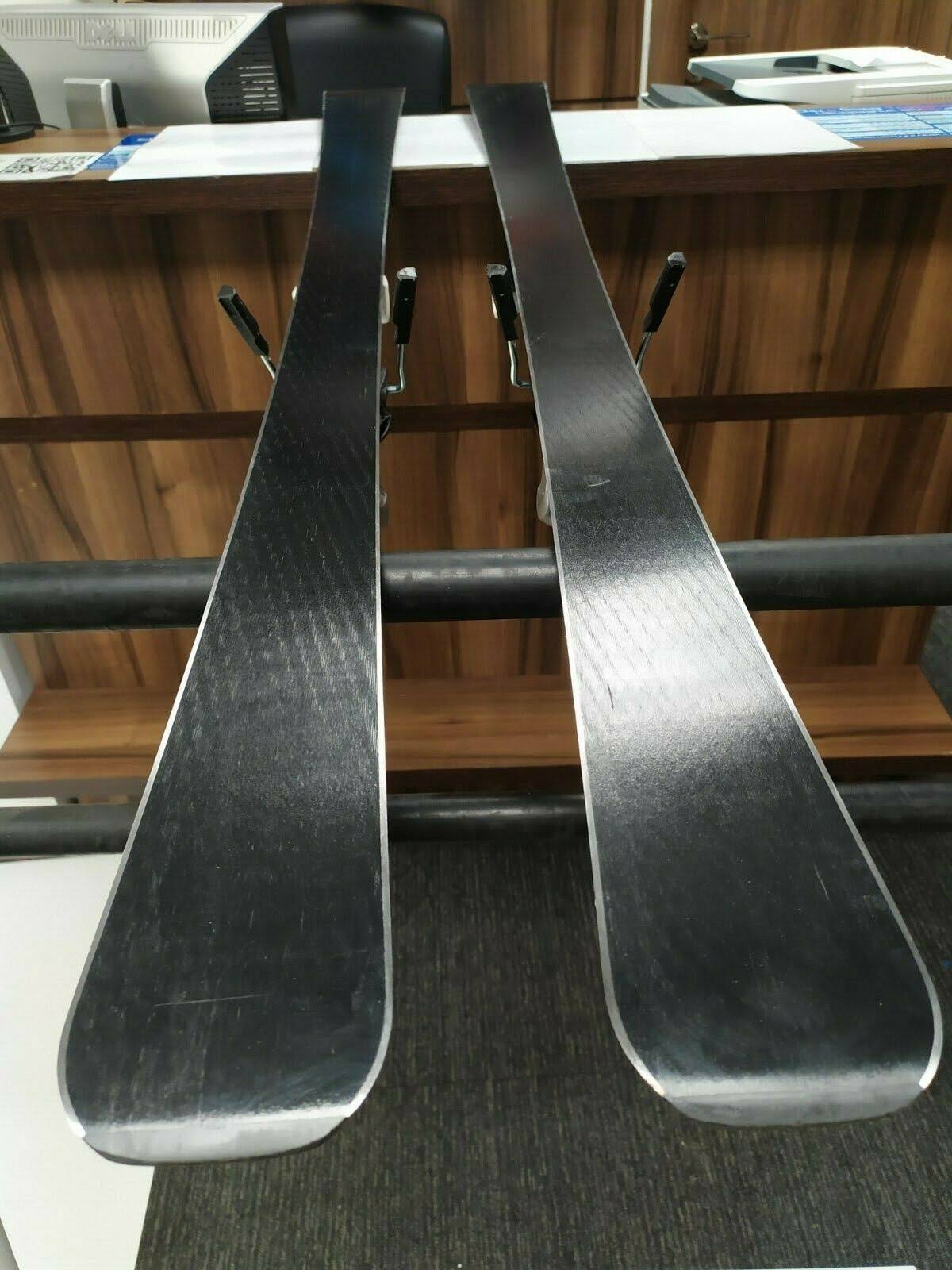 140 cm Ski with Bindings N829