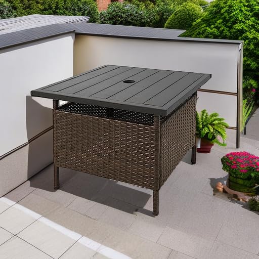 Outdoor Wicker Rattan Coffee Table with Umbrella Insert Hole O46822