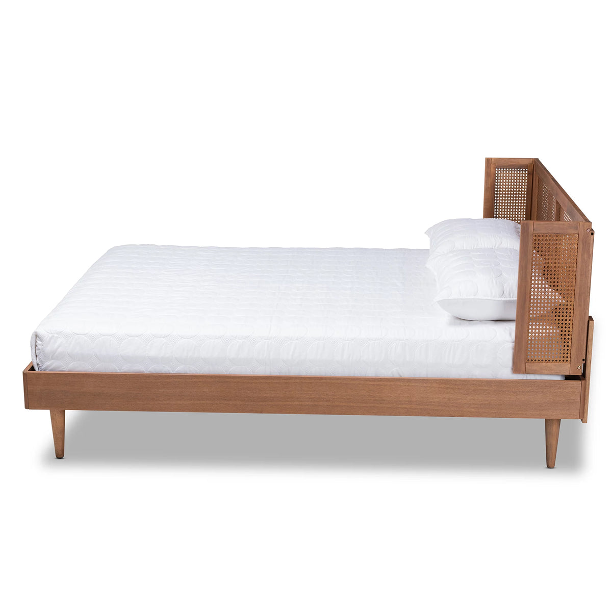 King Size Wood and Synthetic Rattan Platform Bed F83231