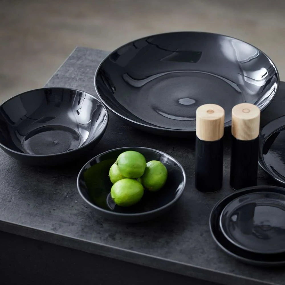 Salt & Pepper 17cm Galaxy Black Bitz L79072