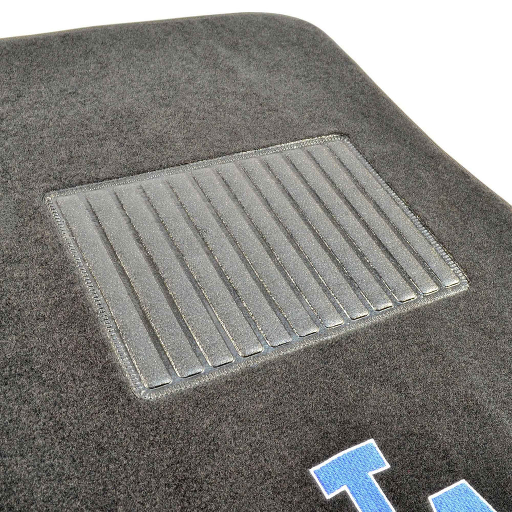 2 Piece Embroidered Car Mat Set 17" x 25.5" R532
