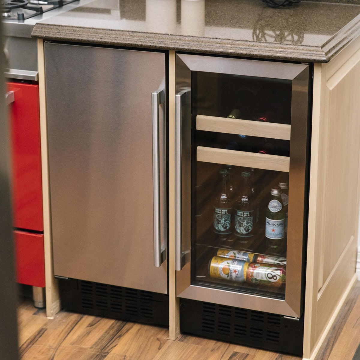 Stainless Steel 15-Inch 3 Cu. Ft. Beverage Center Y45735