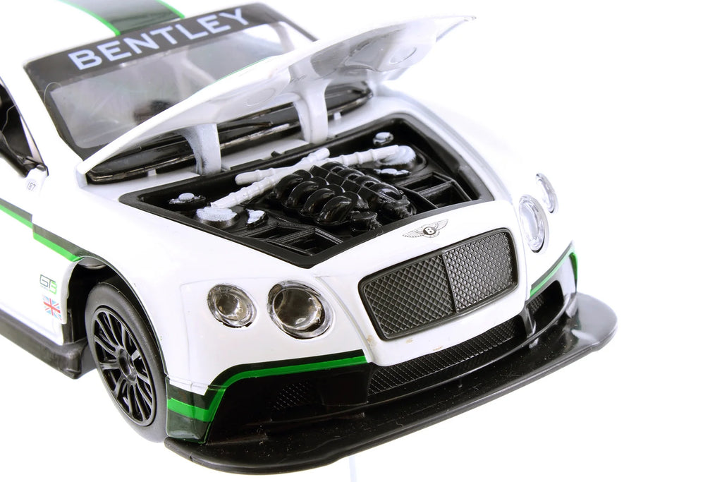 1/24 Scale White Diecast Model Car A94084