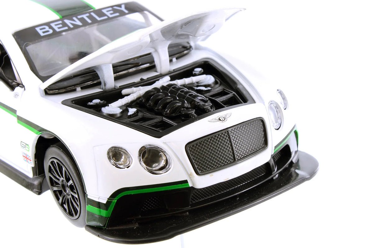 1/24 Scale White Diecast Model Car A94084