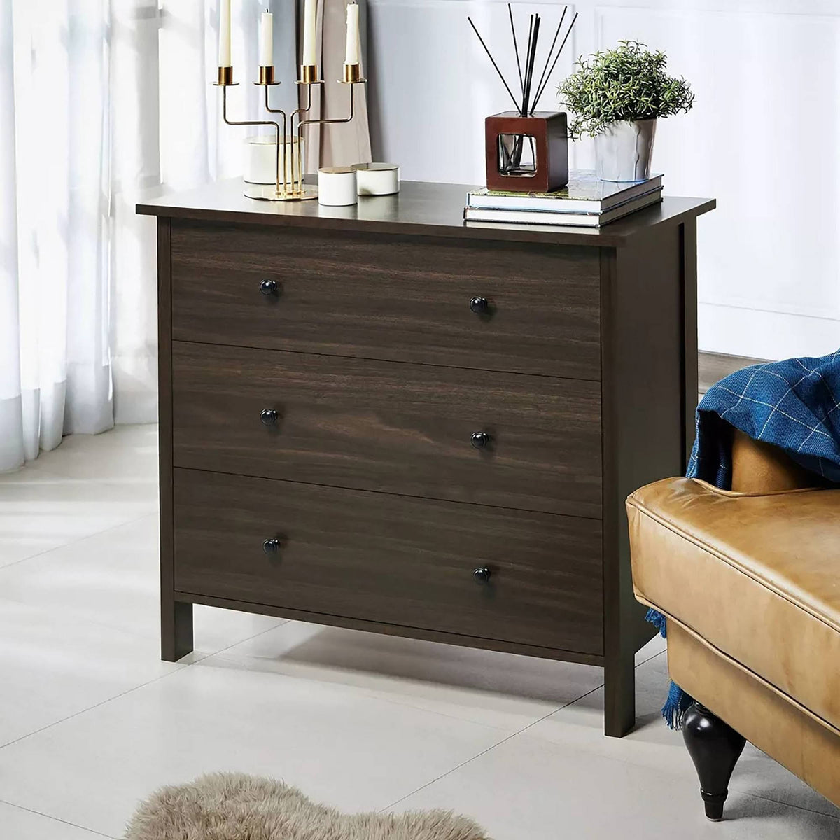 3 Drawer Dresser E68323