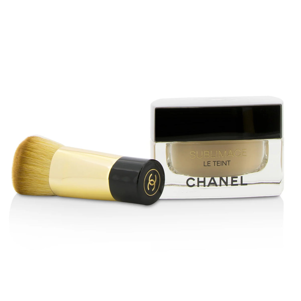 # 40 Beige Cream Foundation 30g H2420