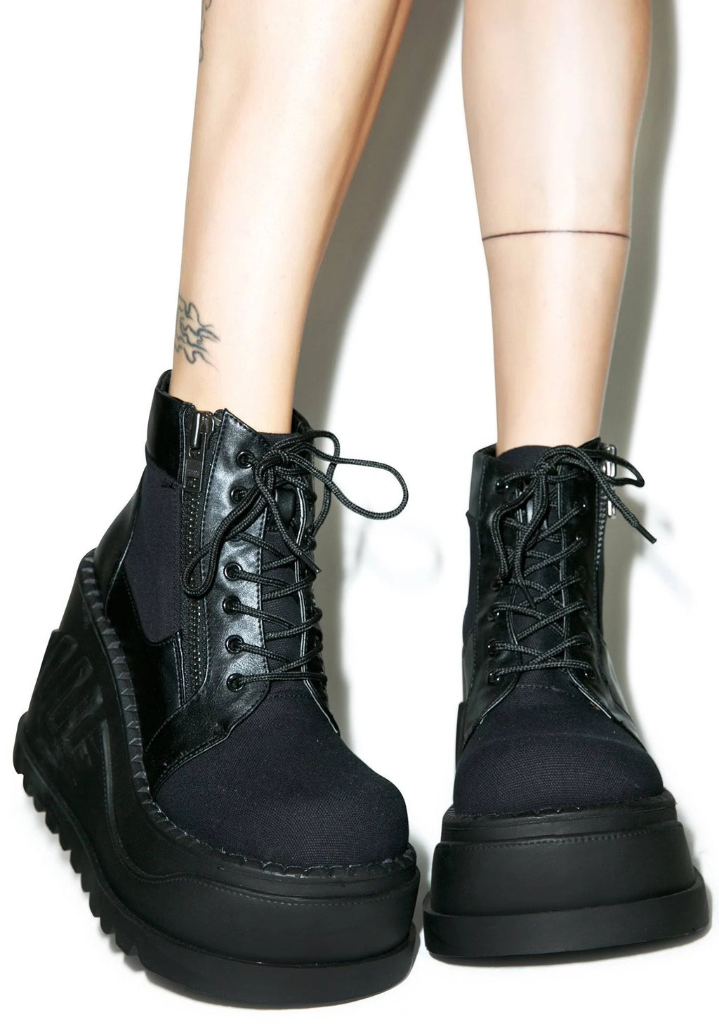 Black Canvas-Vegan Leather Stomp-10 Boots C8874