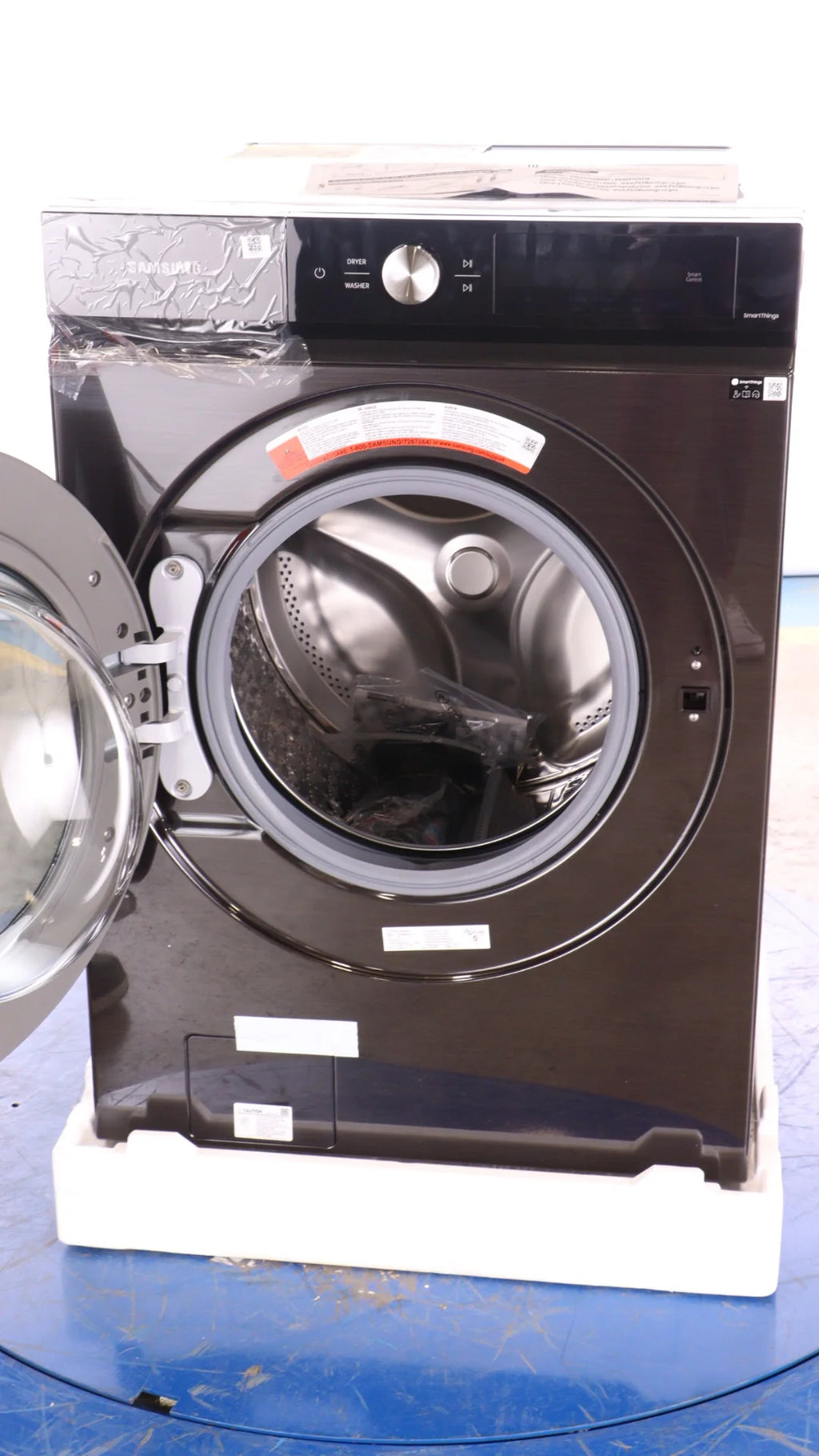 27 In. 5.3 Cu. Ft. Black Stainless Steel Front Load Washer J6699
