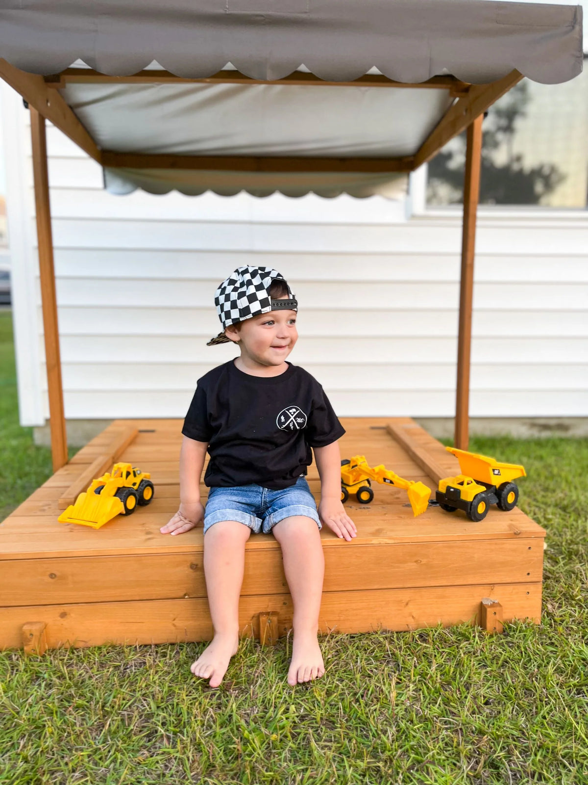 47'' Wooden Sandbox with Lid and Bench K6043