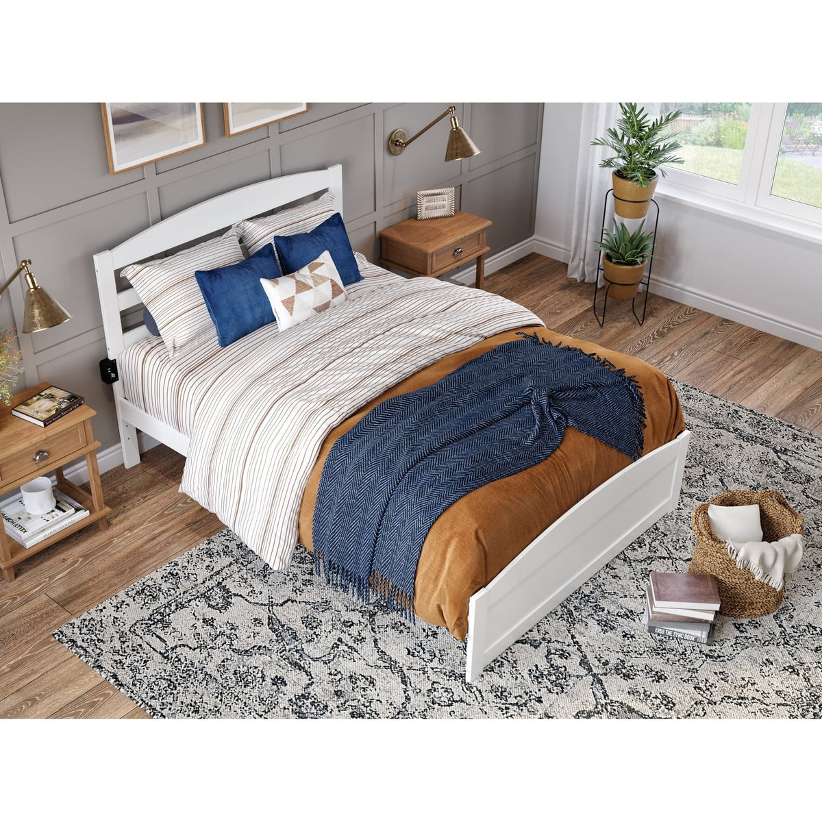 White Queen Solid Wood Platform Bed with Footboard V748